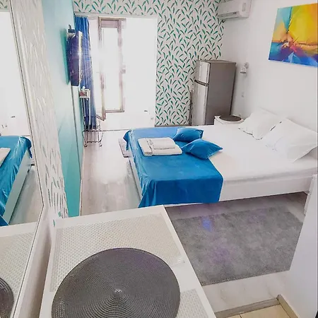 Apartment Stile Capri Cu Terasa Alfa Saturn